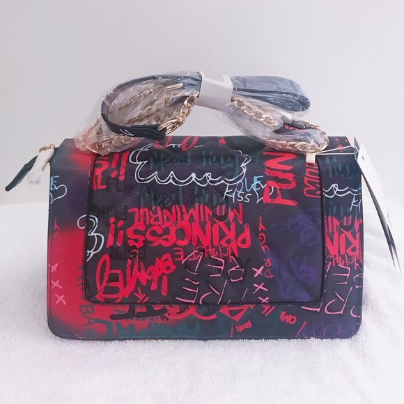 SOLD OUT🔥🆕BLACK GRAFFITI QUILTED CROSSBODY BAG - Picture 7 of 8